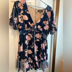 Lulus short velvet dress